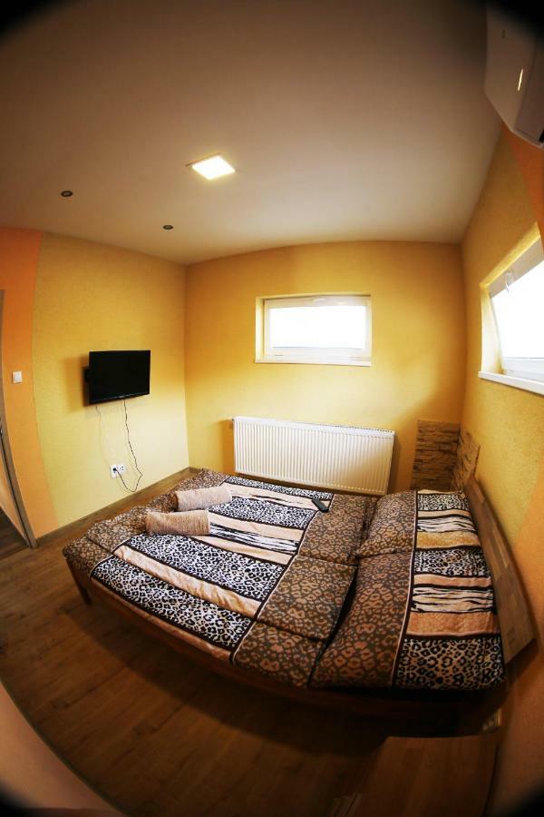 Apartmany Dimitra Štúrovo المظهر الخارجي الصورة