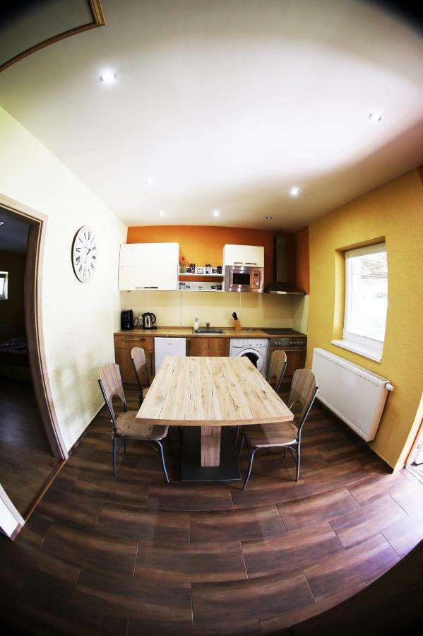 Apartmany Dimitra Štúrovo المظهر الخارجي الصورة